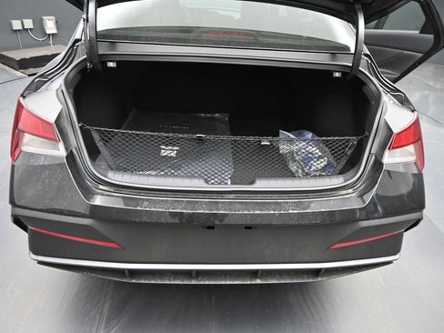 New 2026 Hyundai Elantra Sport FWD image 14