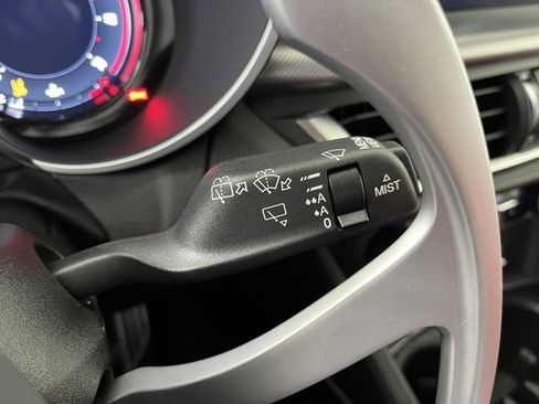 Used 2025 Alfa Romeo Stelvio Sprint w/ Veloce Package image 23