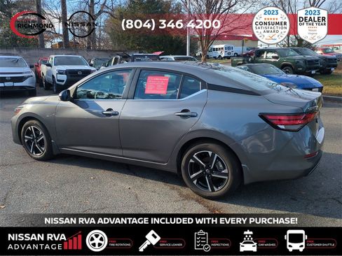 Used 2025 Nissan Sentra SV image 7