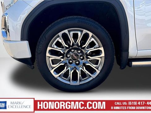 Used 2020 GMC Sierra 1500 Denali w/ Denali Ultimate Package AWD/4WD image 31