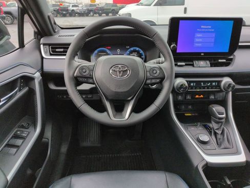 Used 2024 Toyota RAV4 XSE w/ Advanced Technology Package image 13