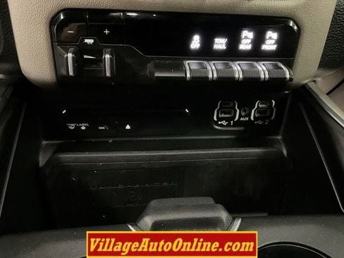 Used 2019 RAM 1500 Laramie image 27