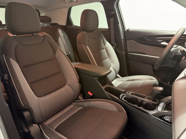 Used 2025 Chevrolet TrailBlazer LT AWD/4WD image 26