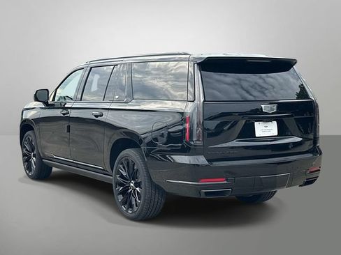 New 2026 Cadillac Escalade ESV Platinum Sport w/ LPO, ONYX Package AWD/4WD image 16
