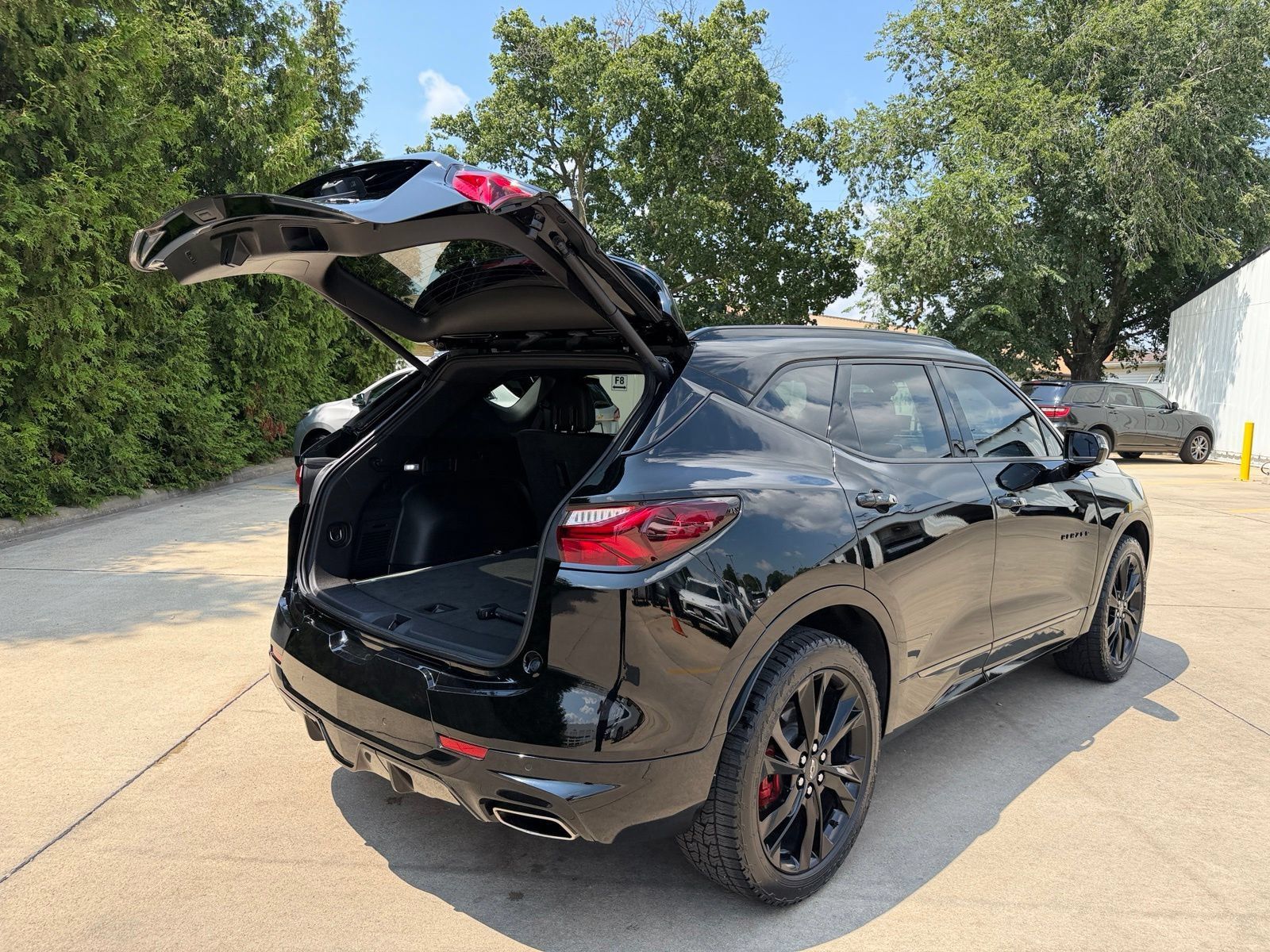 Used 2019 Chevrolet Blazer RS FWD image 32