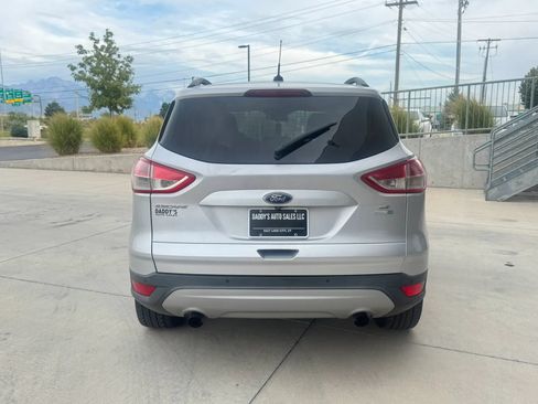 Used 2015 Ford Escape SE w/ Equipment Group 201A AWD/4WD image 4