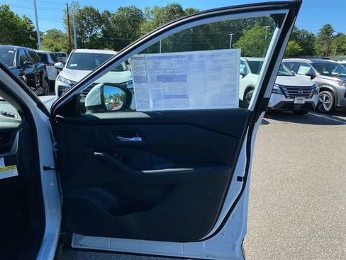 New 2026 Nissan Rogue SV image 25