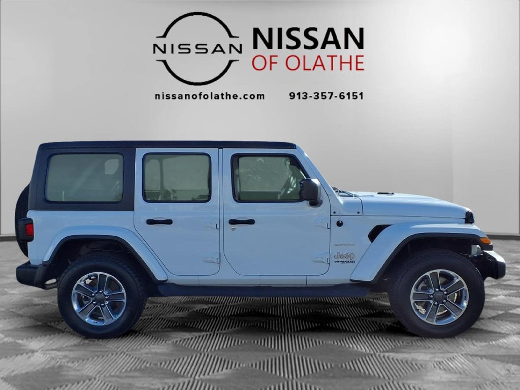 Used 2018 Jeep Wrangler Unlimited Sahara AWD/4WD image 28