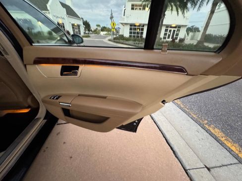 Used 2009 Mercedes-Benz S 550 image 27
