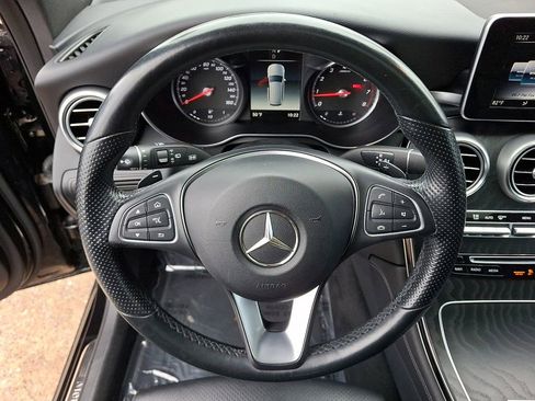 Used 2018 Mercedes-Benz GLC 300 GLC 300 image 19
