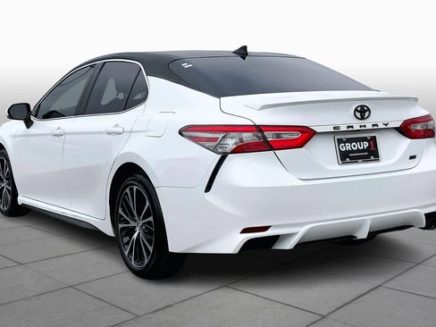 Used 2019 Toyota Camry SE w/ Convenience Package image 12