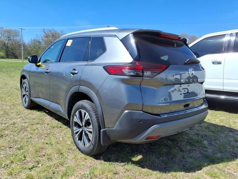 Used 2021 Nissan Rogue SV AWD/4WD image 6