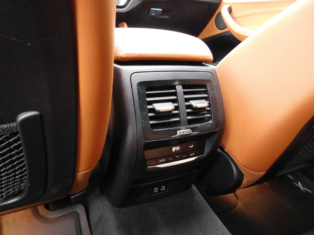 Used 2021 BMW X4 M40i w/ Premium Package AWD/4WD image 16