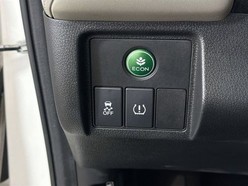 Used 2016 Honda HR-V EX-L image 13
