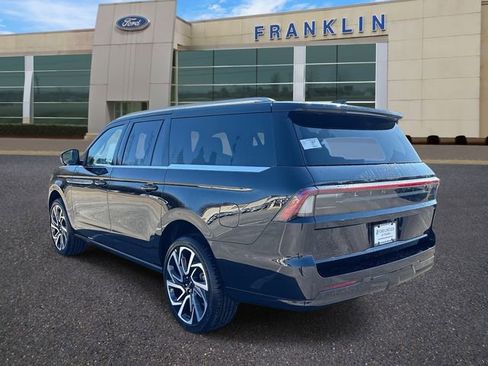 New 2026 Lincoln Navigator L Reserve image 5