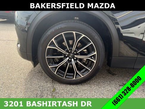 Certified 2025 MAZDA CX-70 Plug-In Hybrid w/ Premium Pkg image 18