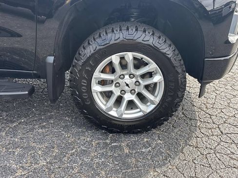 Used 2024 Chevrolet Silverado 1500 RST w/ Protection Package AWD/4WD image 11