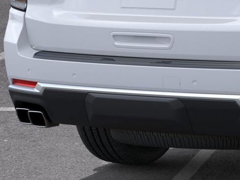 New 2026 Chevrolet Suburban High Country image 14