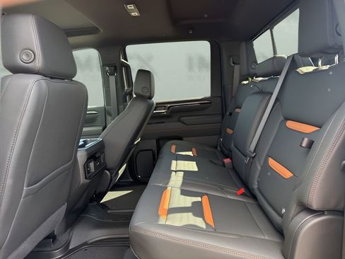Used 2026 GMC Sierra 2500 AT4 w/ AT4 Premium Plus Package AWD/4WD image 13