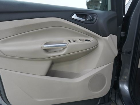 Used 2014 Ford Escape Titanium FWD image 19