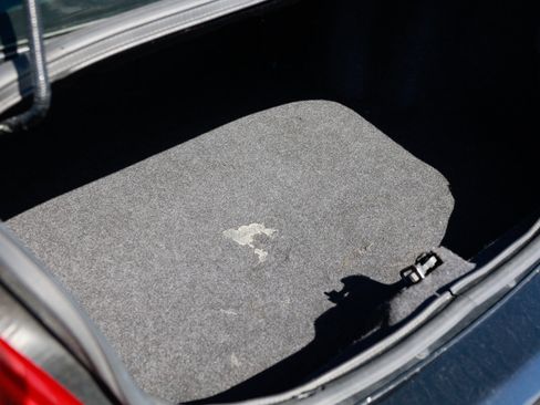 Used 2014 Dodge Avenger SE image 23