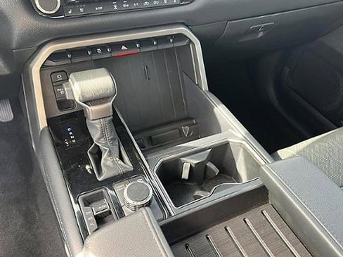 Used 2023 Toyota Tundra Limited image 21