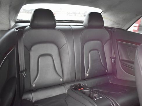 Used 2010 Audi A5 2.0T Premium image 25