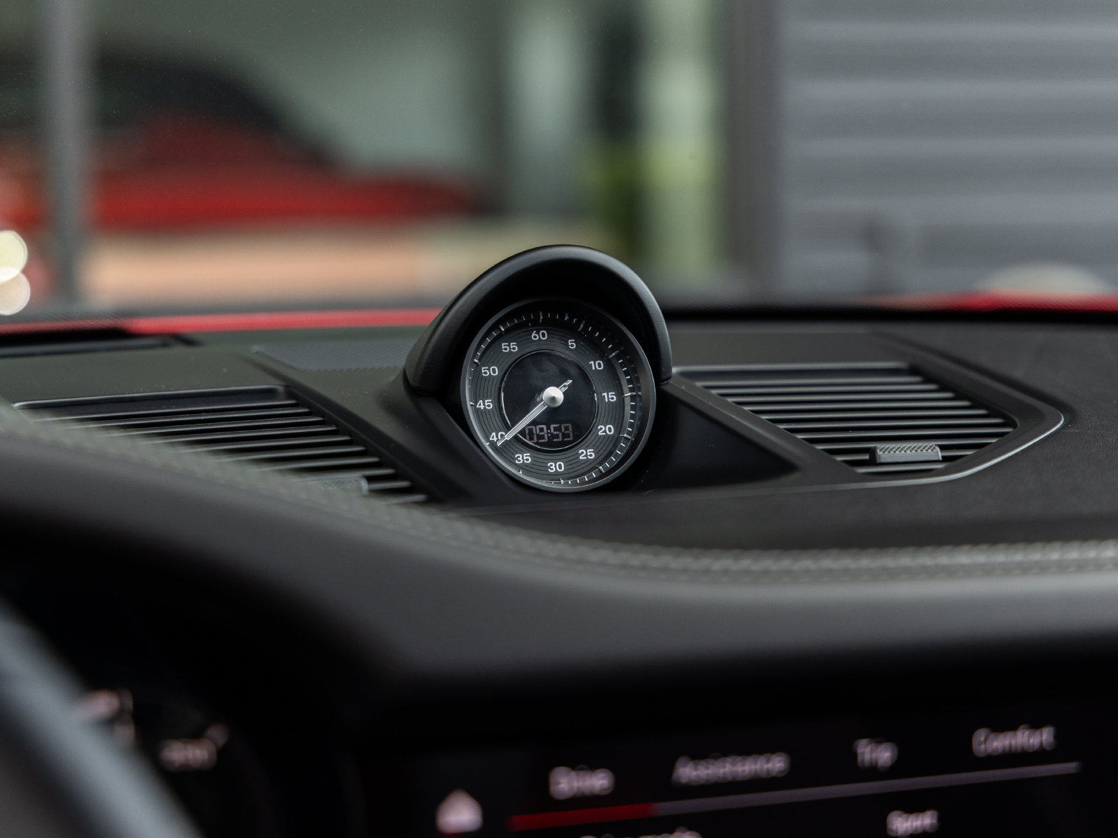 Certified 2024 Porsche 911 Carrera GTS RWD image 35