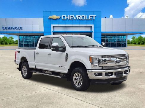 Used 2018 Ford F250 Lariat w/ Lariat Ultimate Package AWD/4WD image 1
