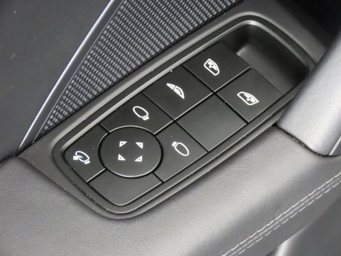 Used 2024 Porsche 911 Carrera GTS RWD image 44