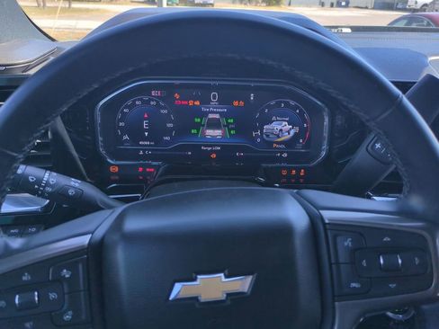 Used 2024 Chevrolet Silverado 2500 High Country w/ High Country Premium Package image 34