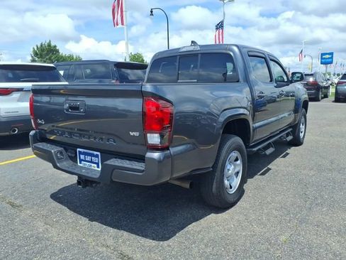 Used 2022 Toyota Tacoma SR AWD/4WD image 4