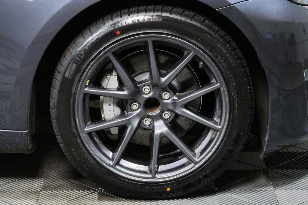Used 2023 Tesla Model 3 Standard Range RWD image 35