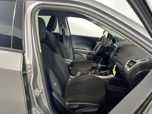 Used 2020 Jeep Compass Sport w/ Safety & Security Group image 30