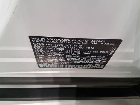 Used 2024 Volkswagen Atlas Cross Sport SE AWD/4WD image 47