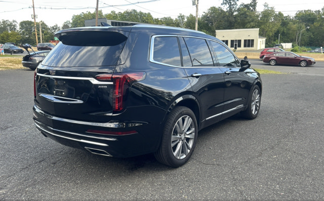 Used 2024 Cadillac XT6 Premium Luxury w/ Technology Package FWD image 8