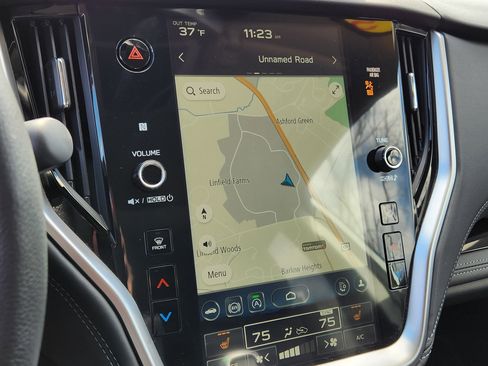 Certified 2025 Subaru Outback Limited image 21