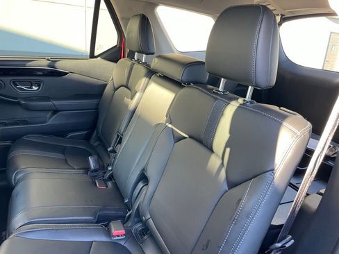 Used 2023 Honda Pilot Touring image 41