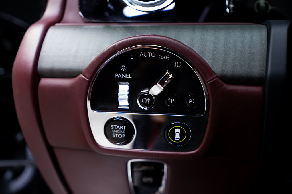 Used 2021 Rolls-Royce Ghost AWD/4WD image 36
