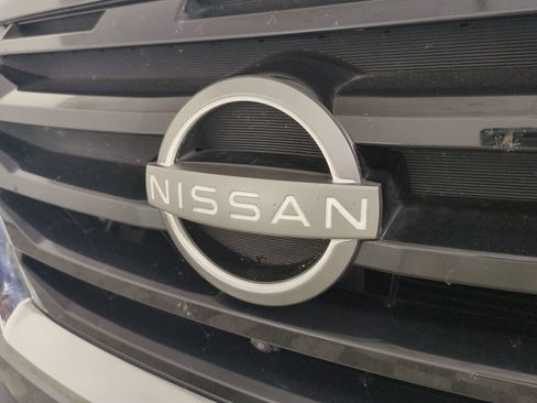 Used 2024 Nissan Pathfinder Platinum AWD/4WD image 13