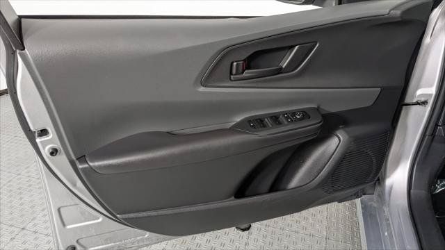 Used 2023 Toyota Prius LE FWD image 13