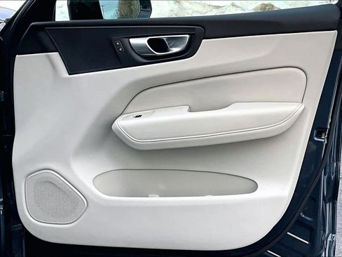 Certified 2024 Volvo XC60 B5 Core w/ Climate Package image 22