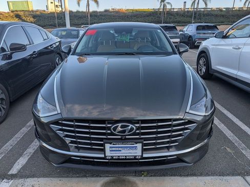 Used 2021 Hyundai Sonata Limited image 2