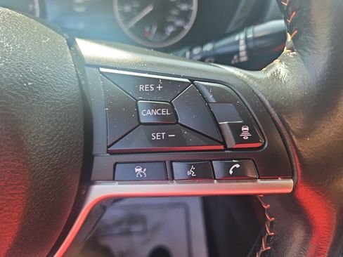 Used 2022 Nissan Sentra SR w/ Trunk Package image 23