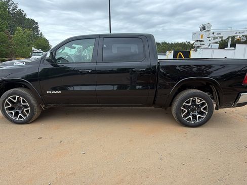 New 2026 RAM 1500 Laramie AWD/4WD image 11