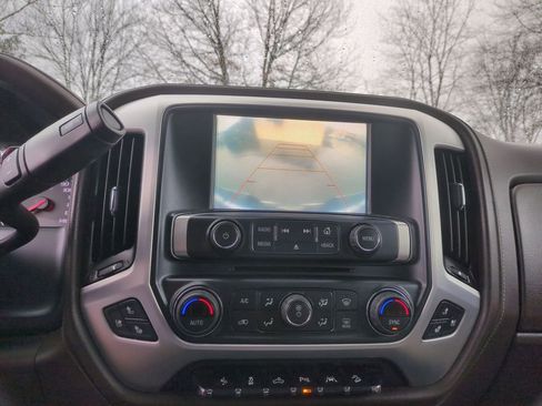 Used 2018 GMC Sierra 1500 SLT image 11