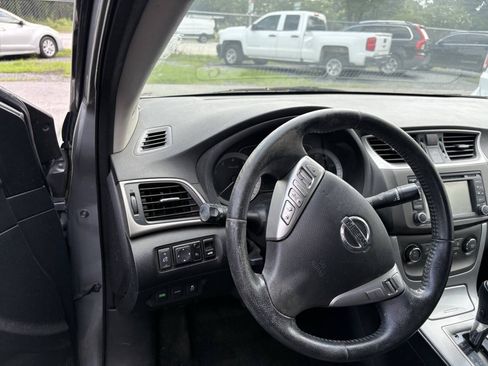 Used 2014 Nissan Sentra SR w/ SR Driver Package FWD image 14