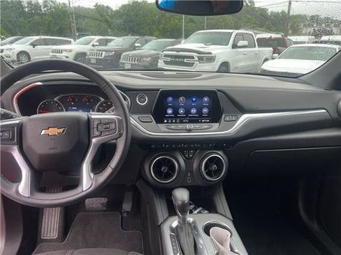 Used 2019 Chevrolet Blazer LT AWD/4WD image 18
