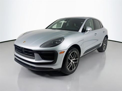 New 2026 Porsche Macan image 1