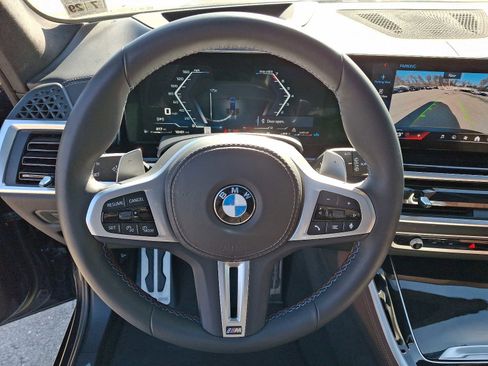 Used 2025 BMW X5 M60i w/ Executive Package image 20